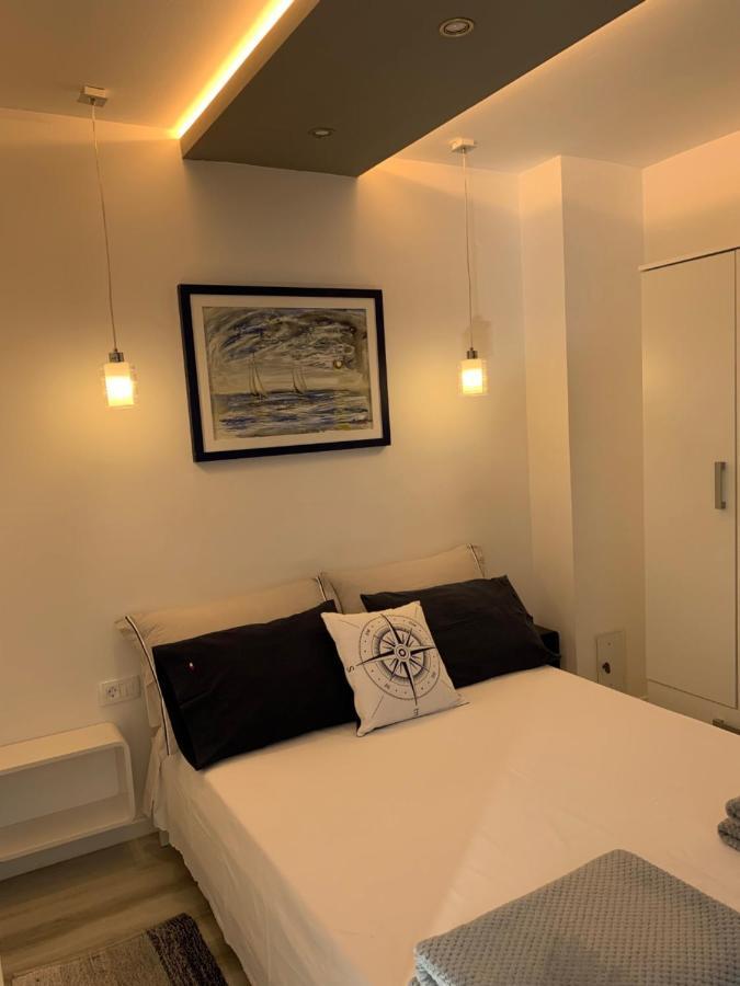 Apartments Lota Кострена Екстериор снимка